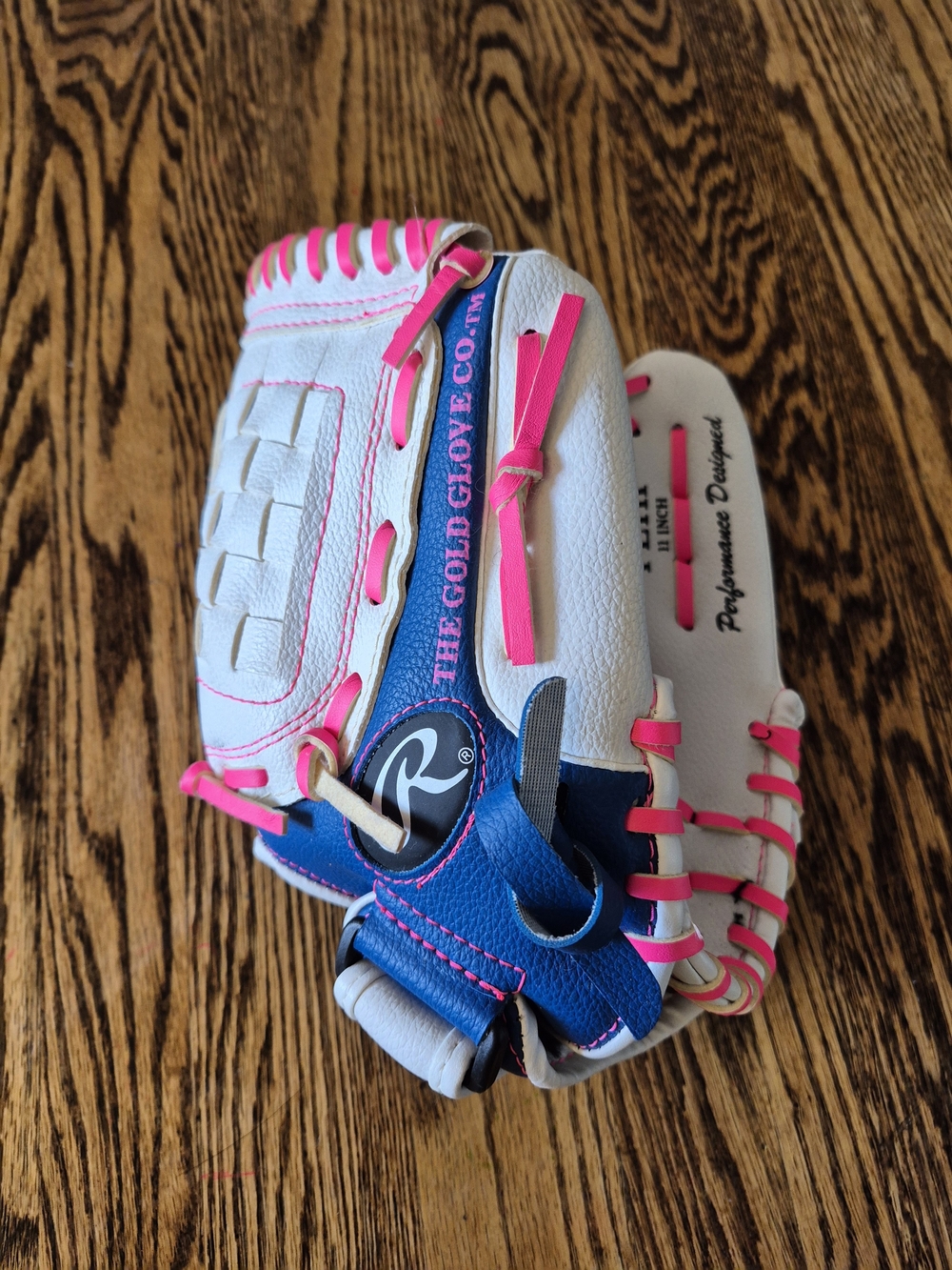 Rawlings White, Blue & Pink Youth Softball Glove